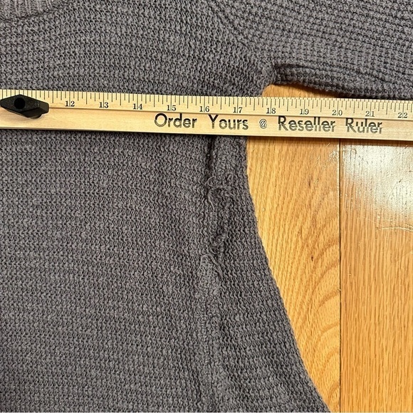 Ruby Moon Anthropologie Cold Shoulder Sweater L - Picture 5 of 7